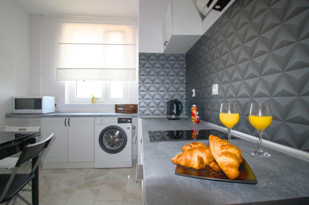 Niebianski Apartament Rzeszów Exteriör bild