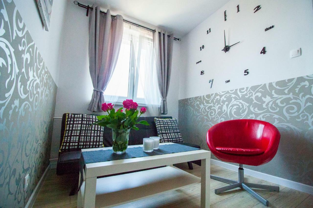 Niebianski Apartament Rzeszów Exteriör bild