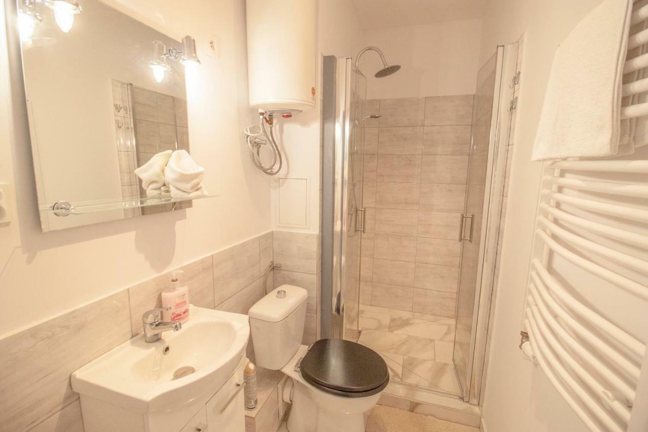 Niebianski Apartament Rzeszów Exteriör bild