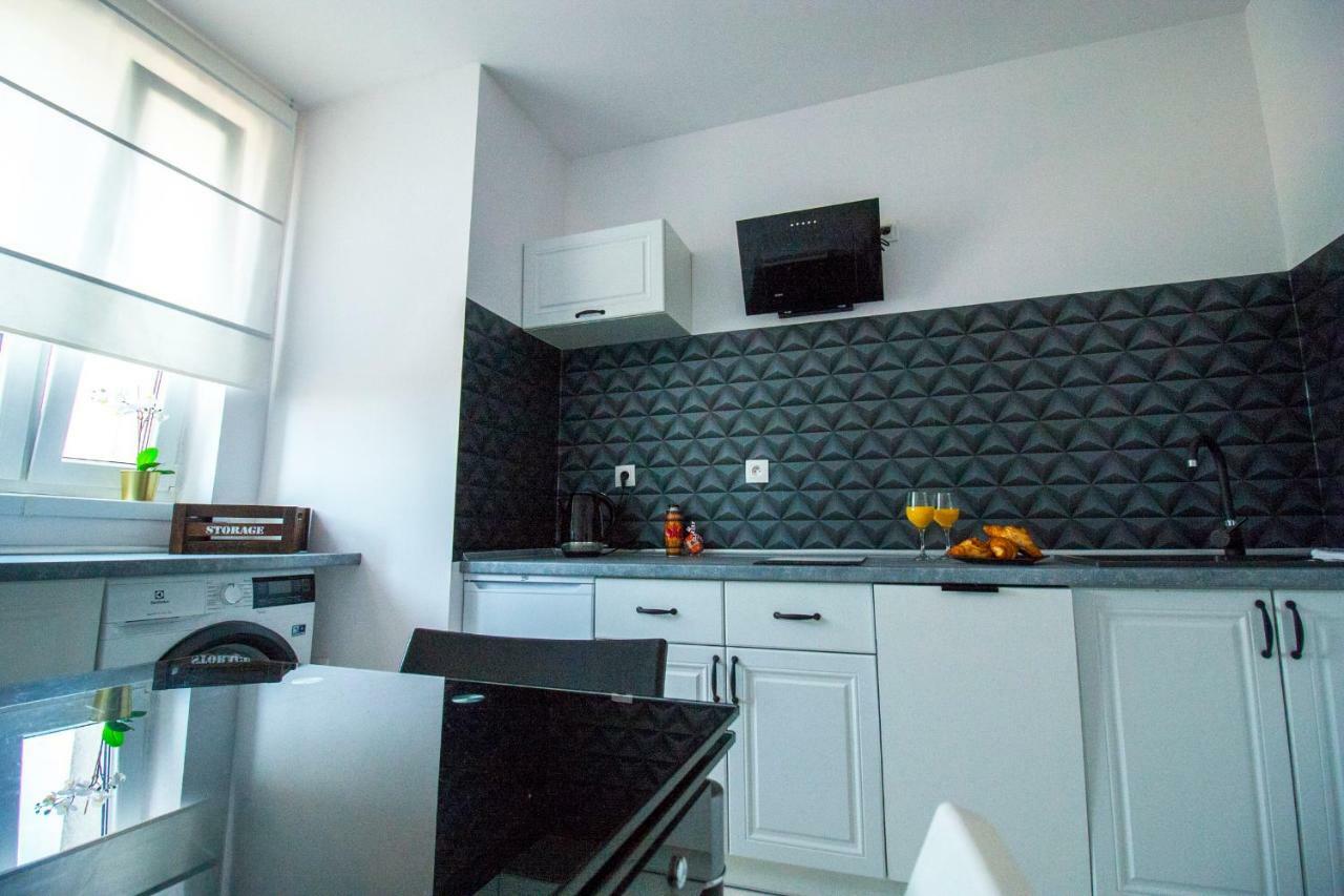 Niebianski Apartament Rzeszów Exteriör bild